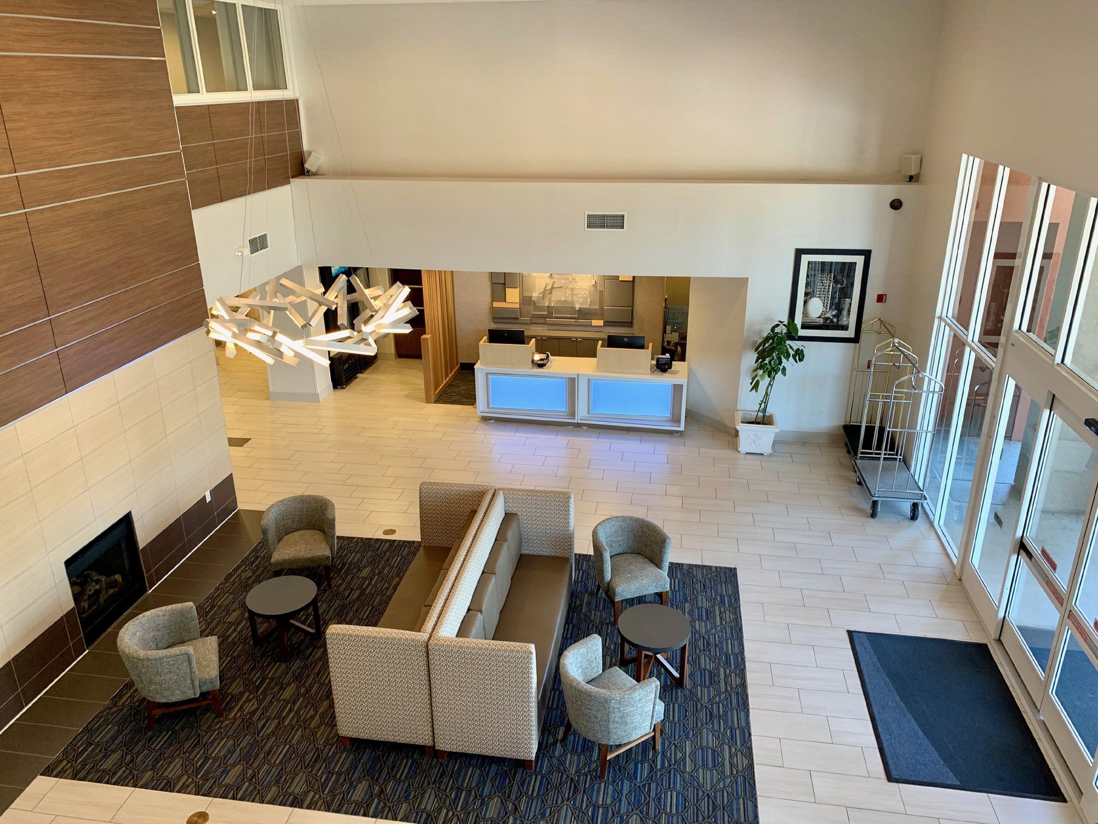 Holiday Inn Express & Suites Tracy By Ihg Exterior foto