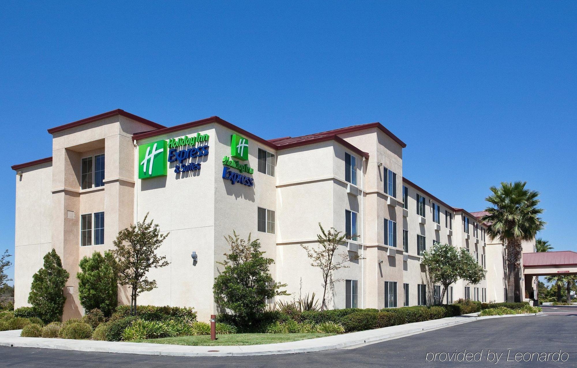 Holiday Inn Express & Suites Tracy By Ihg Exterior foto